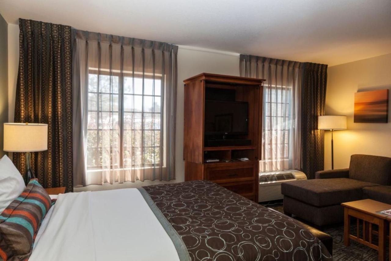 Staybridge Suites Colorado Springs North By Ihg Exterior photo
